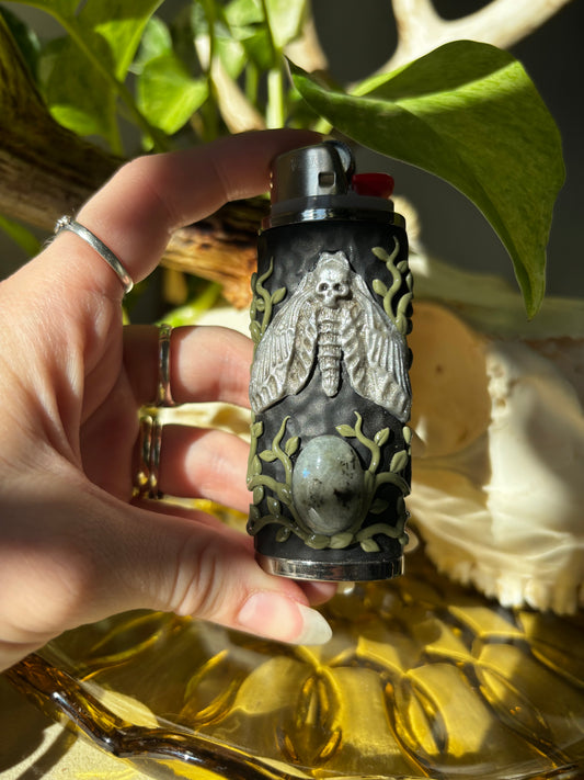 Silver Overgrowth Lighter case