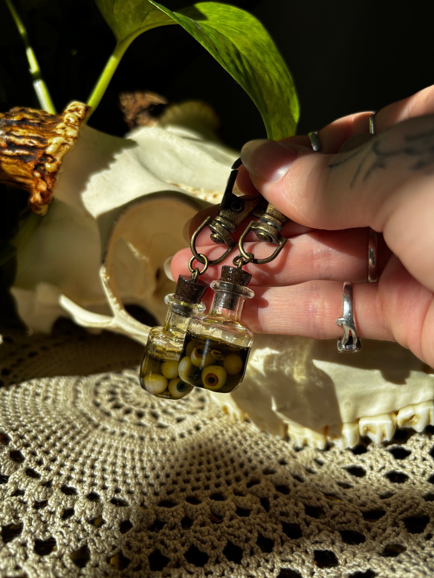 Eyeball Jar keychain