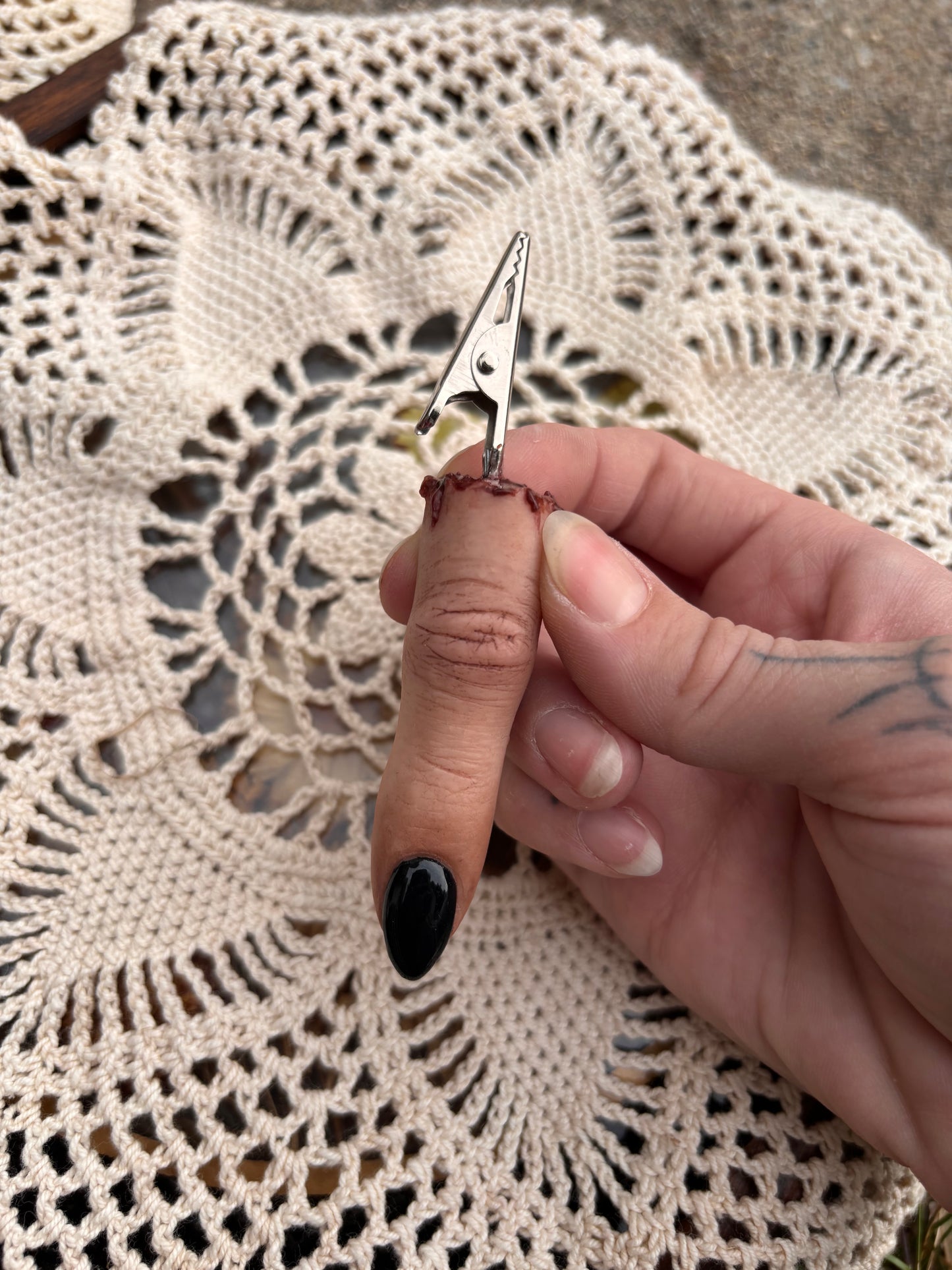 Severed Finger Roach clip