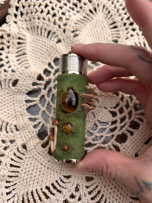 Mossy Lighter case
