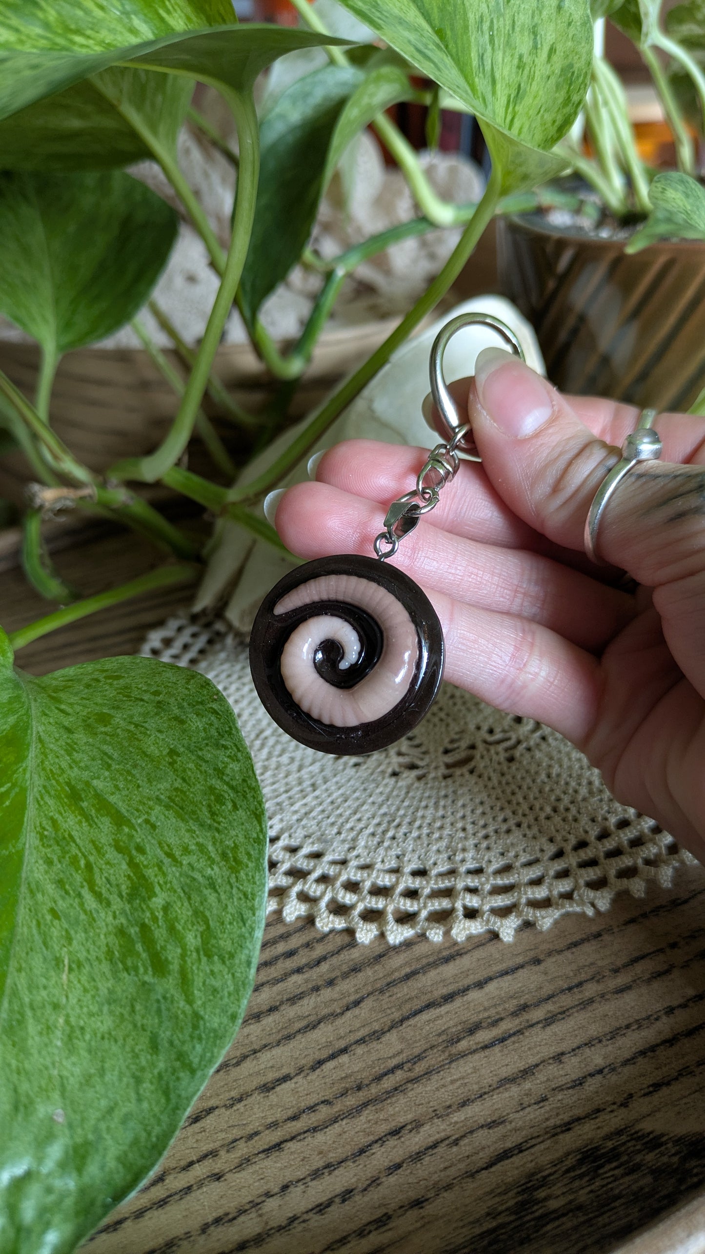 Worm spiral keychain
